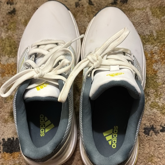 Adidas White and Gray Sneakers Comfortable Athletic Design for Golf - Picture 4 of 8